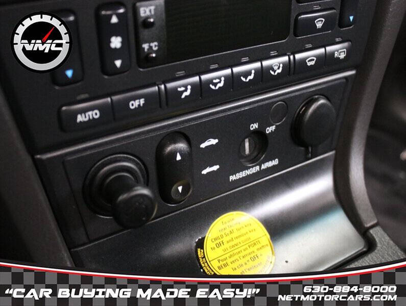 2002 Ford Thunderbird Deluxe