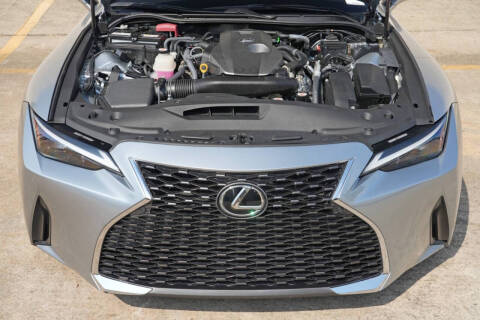 2023 Lexus IS 300