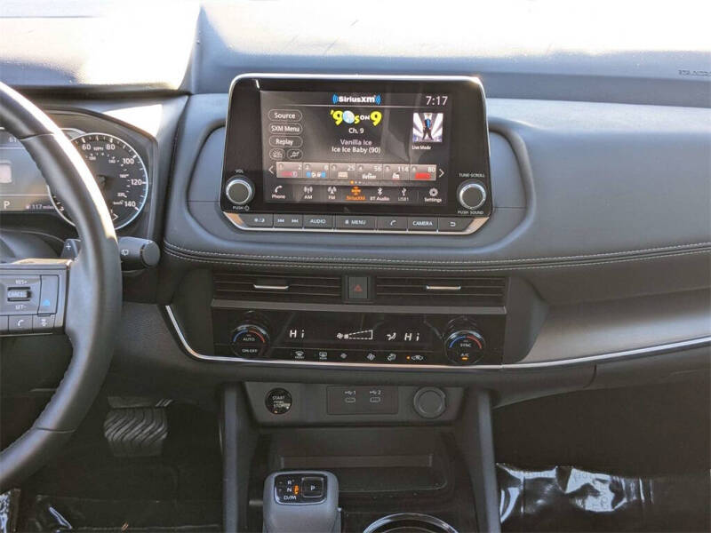 2025 Nissan Rogue SV