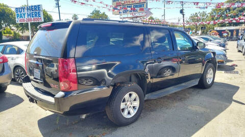 2011 GMC Yukon XL SLE