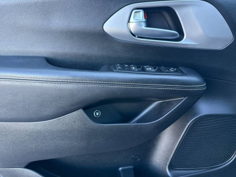 2020 Chrysler Pacifica Hybrid