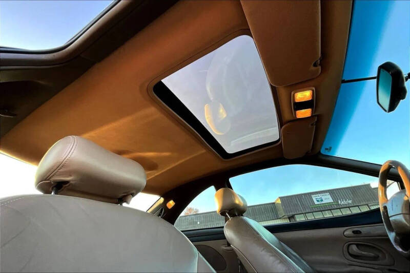 1993 Lincoln Mark VIII