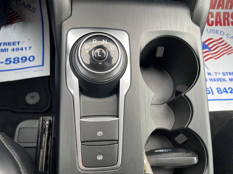 2024 Ford Escape Platinum