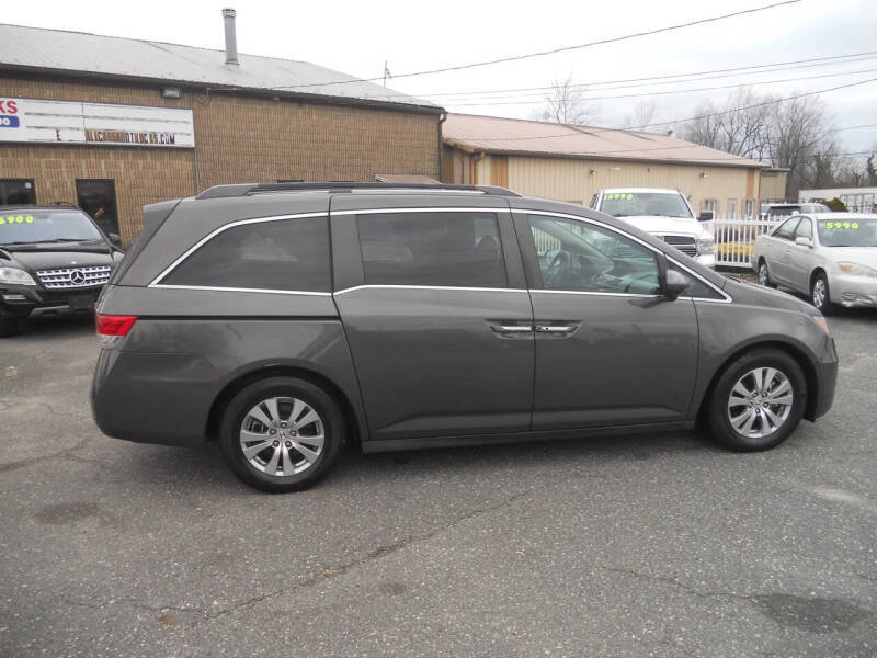 2015 Honda Odyssey EX photo 12