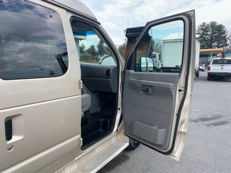 2007 Ford E-Series