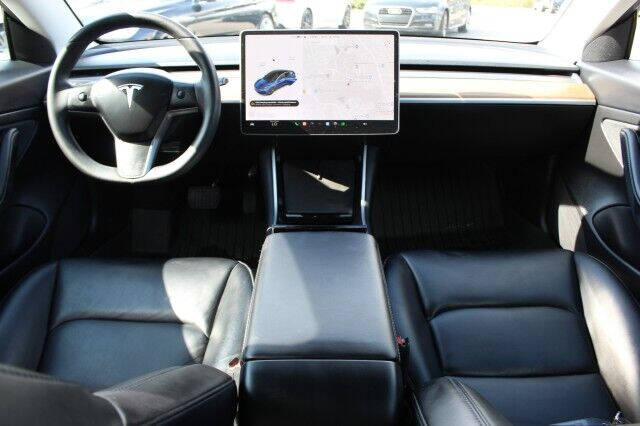 2020 Tesla Model 3 Standard Range Plus