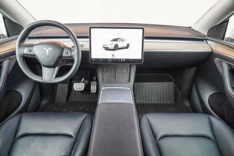 2023 Tesla Model Y Performance