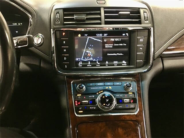 2017 Lincoln Continental Reserve