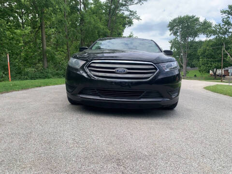2018 Ford Taurus SE