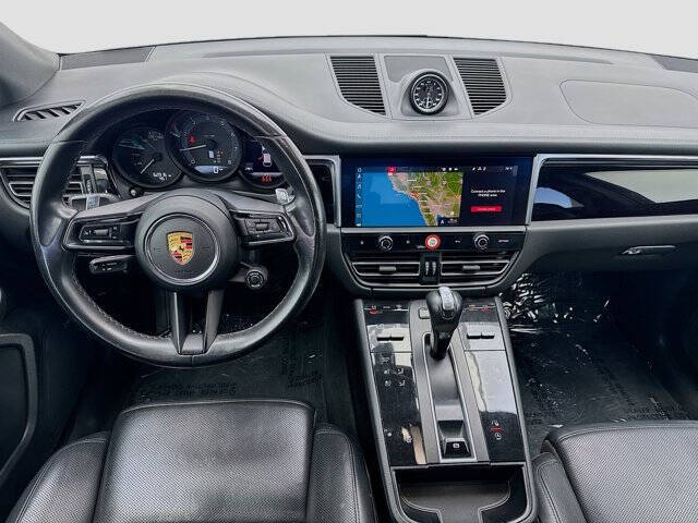 2022 Porsche Macan