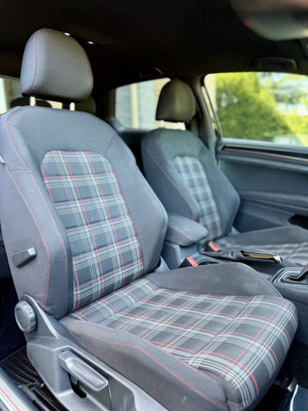 2015 Volkswagen Golf GTI S