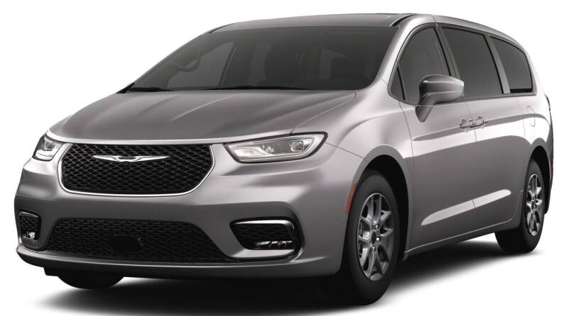 2023 Chrysler Pacifica for sale at PETERSEN CHRYSLER DODGE JEEP in Waupaca WI