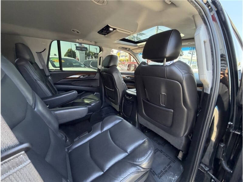 2017 Cadillac Escalade Premium Luxury