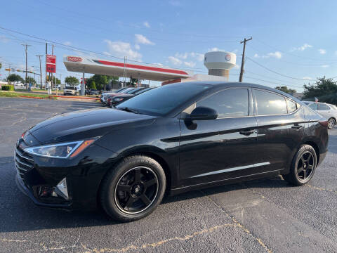 2020 Hyundai Elantra SE