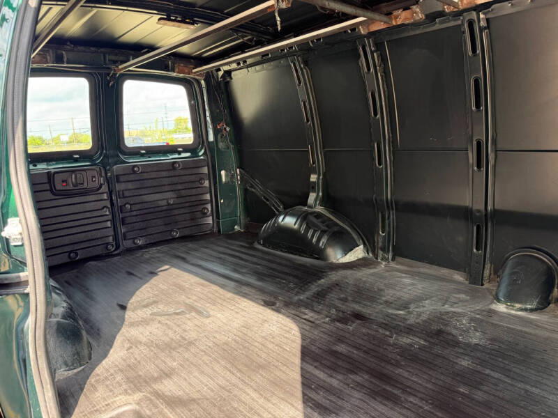 2015 Chevrolet Express 2500