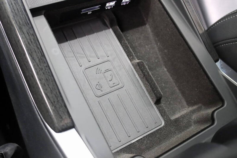 2020 Audi Q8 quattro Premium 55 TFSI