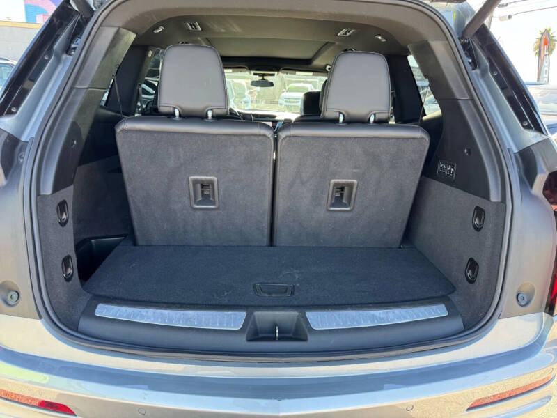 2025 Cadillac XT6 Premium Luxury