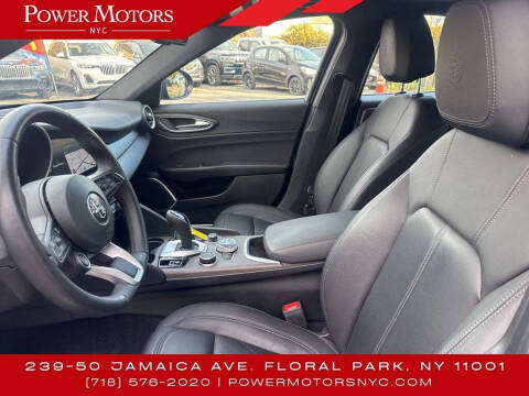 2022 Alfa Romeo Giulia Ti