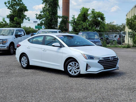 2020 Hyundai Elantra for sale at Dean Mitchell Auto Mall in Mobile AL