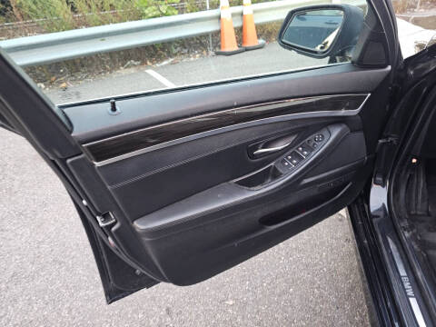 2013 BMW 5 Series 528i xDrive