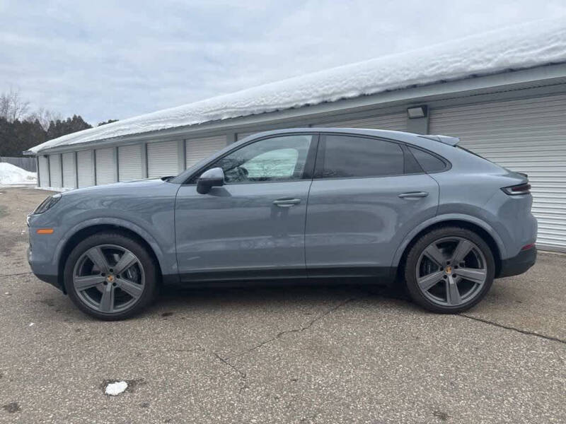 2024 Porsche Cayenne Coupe