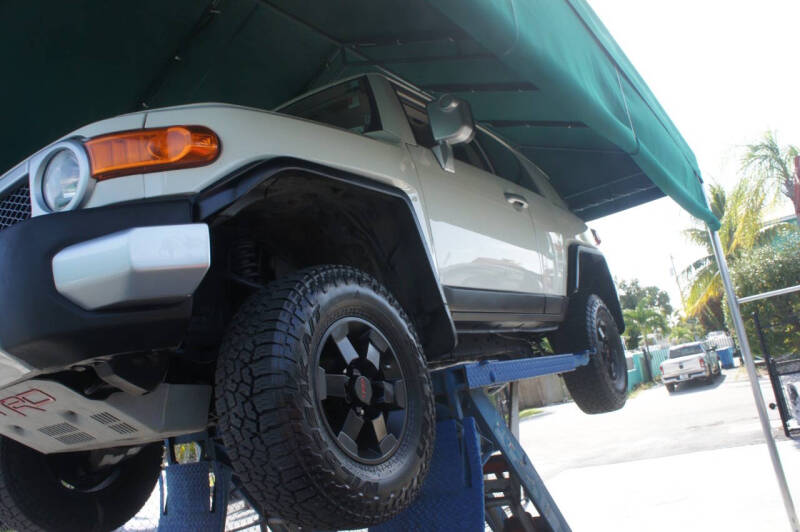 2012 Toyota FJ Cruiser