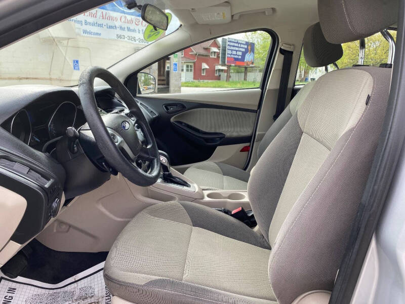 Image 10 of 2012 Ford Focus SE