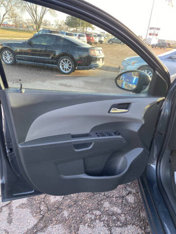 2013 Chevrolet Sonic LT Auto