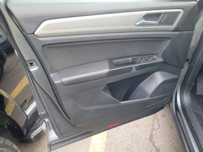 2018 Volkswagen Atlas V6 S