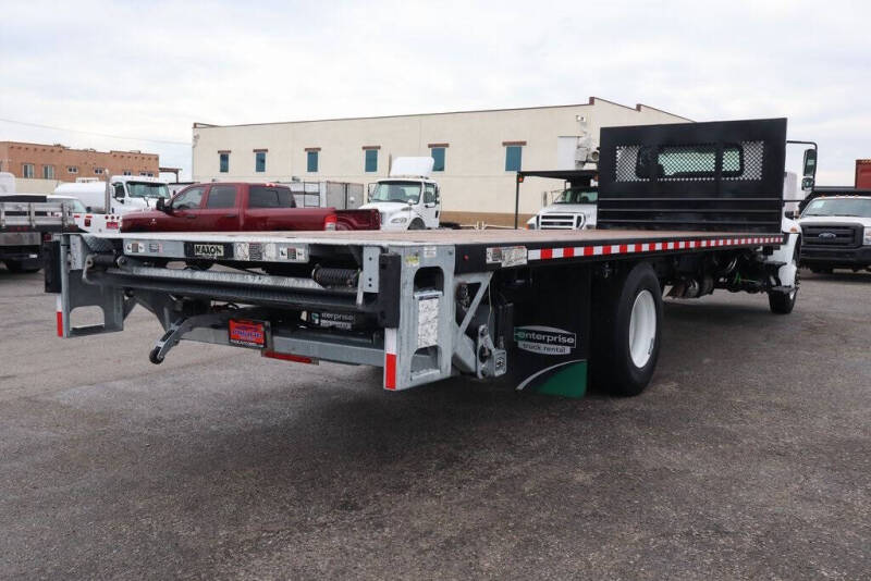 2019 International DuraStar 4300