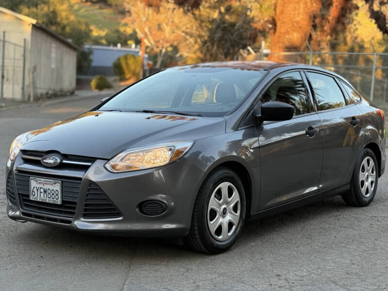 2013 Ford Focus S's photo