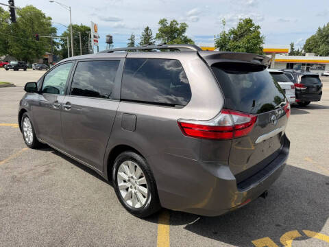 2015 Toyota Sienna