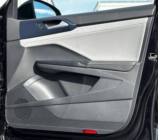 2024 Volkswagen Taos SE 4Motion