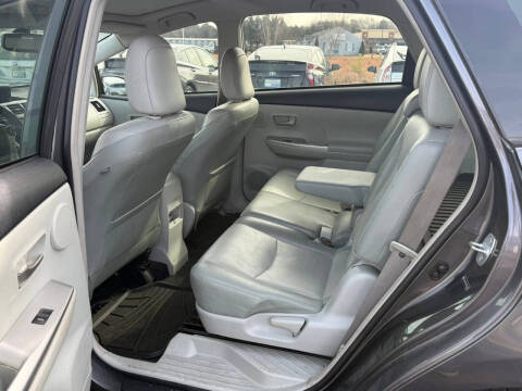 2012 Toyota Prius v Two