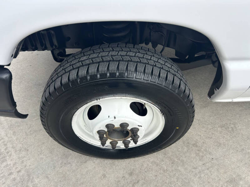 2017 Ford E-Series E-350 SD