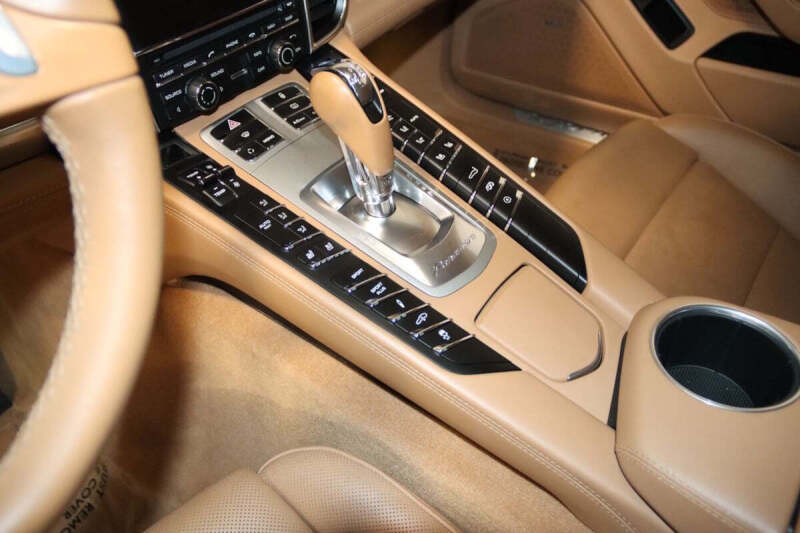 2013 Porsche Panamera GTS