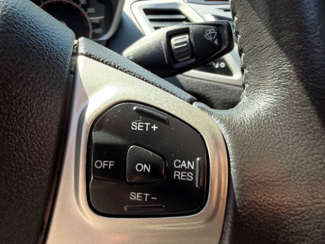2013 Ford Fiesta SE