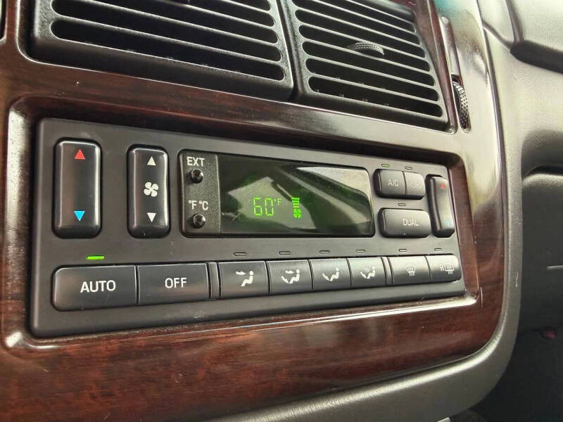 2004 Ford Explorer Limited