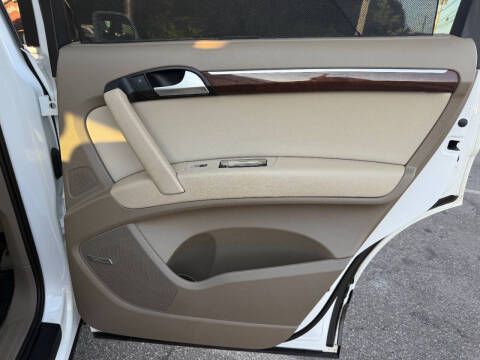 2011 Audi Q7 3.0T quattro Premium Plus