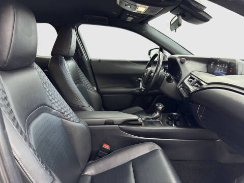2021 Lexus UX 200