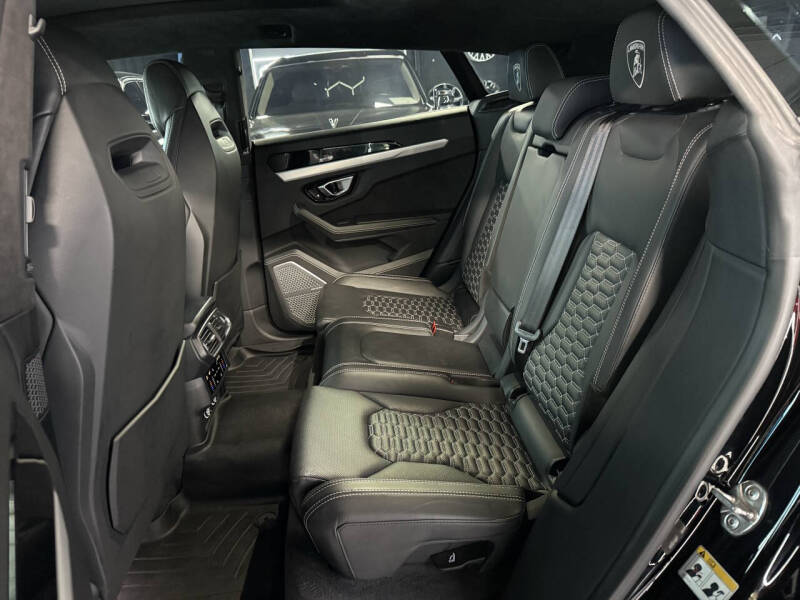 2020 Lamborghini Urus