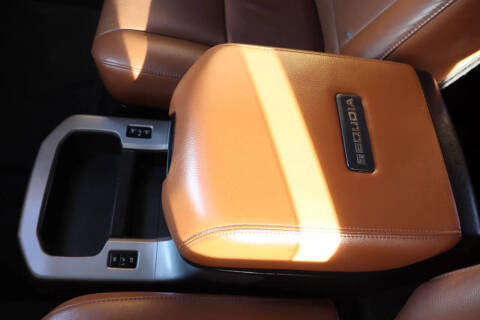 2014 Toyota Sequoia Platinum