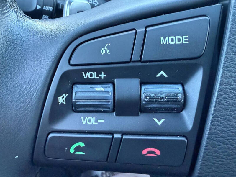 2016 Hyundai Genesis