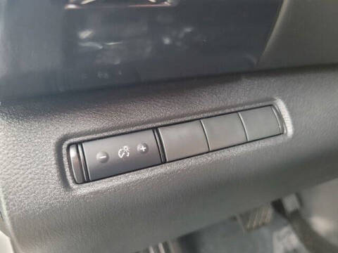 2023 Nissan Pathfinder S