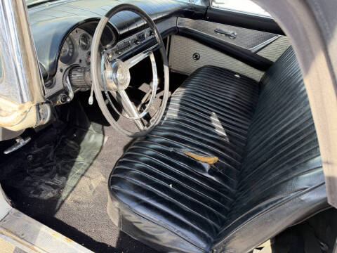 1957 Ford Thunderbird