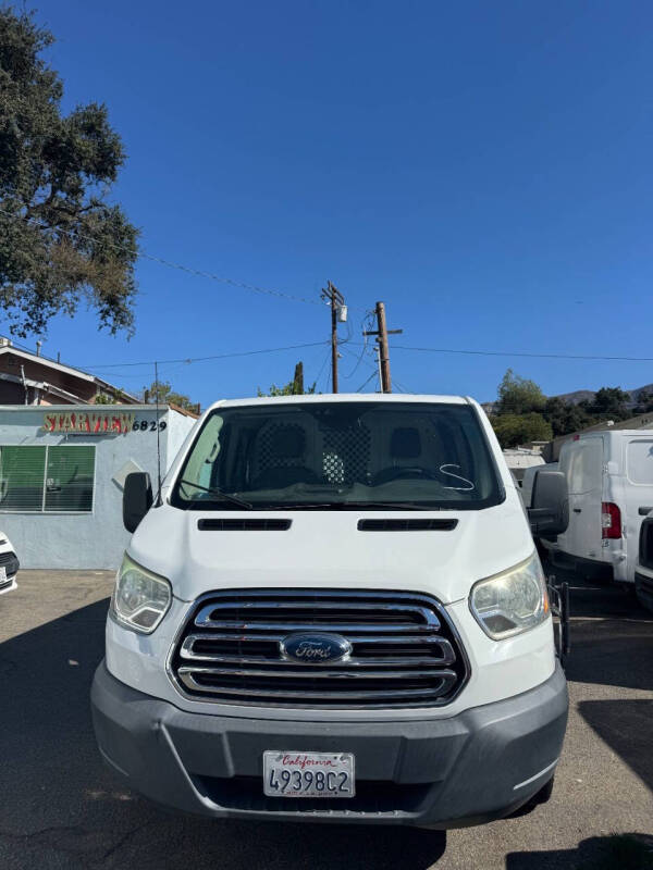 2016 Ford Transit Base's photo
