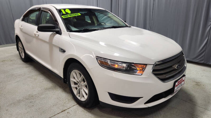 2014 Ford Taurus SE
