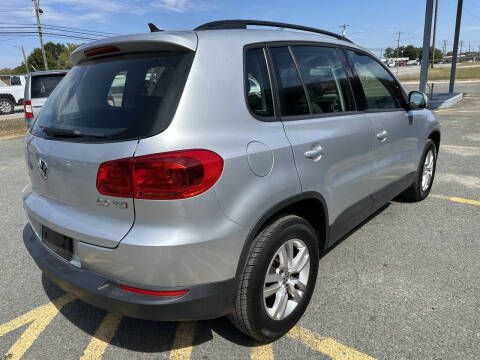 2015 Volkswagen Tiguan SE