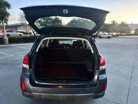 2014 Subaru Outback 2.5i