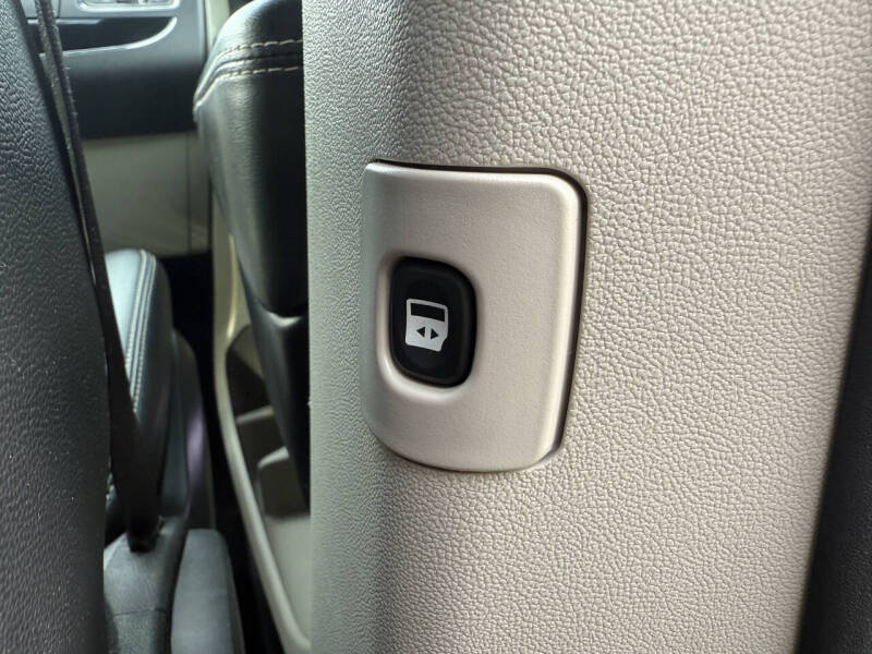 2019 Dodge Grand Caravan SXT 35th Anniversary Edition